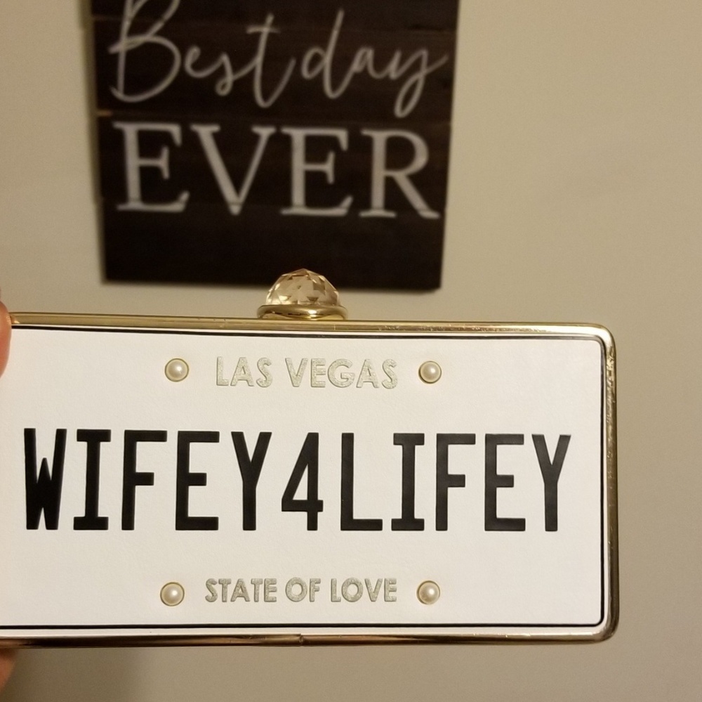 Wifey4Lifey clutch purse